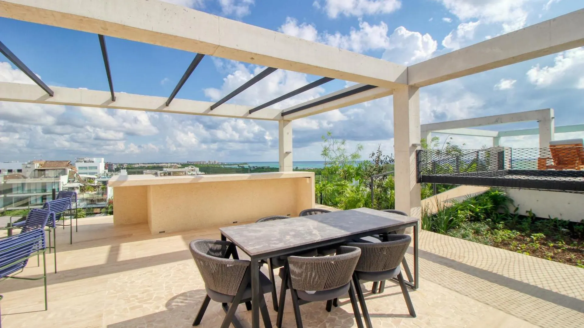 Ceren Luxury Apartments # 503A Πλάγια Ντελ Κάρμεν 0*,  Μεξικό