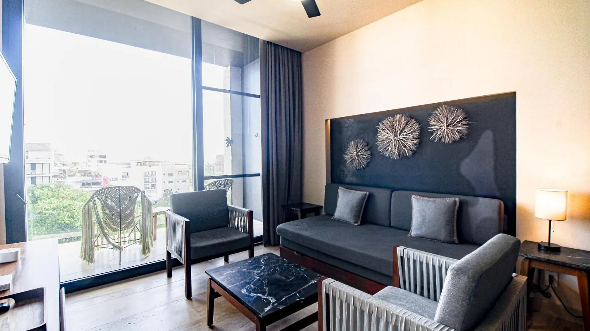 Ceren Luxury Apartments # 503A Πλάγια Ντελ Κάρμεν