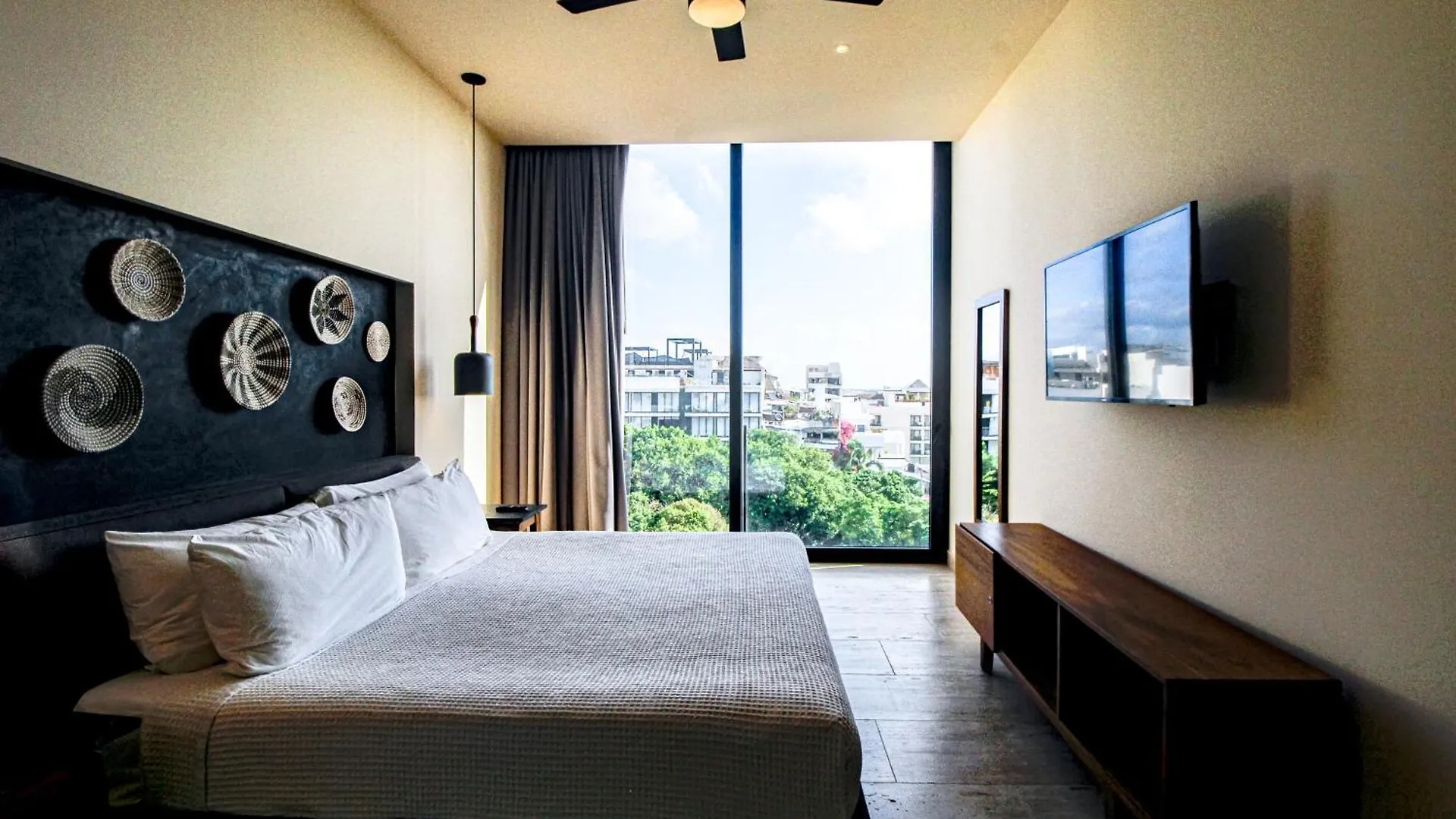 Ceren Luxury Apartments # 503A Πλάγια Ντελ Κάρμεν